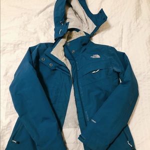 The North Face Women’s Blue HyVent Jacket Fur Lining, Size: S/P Small Petite